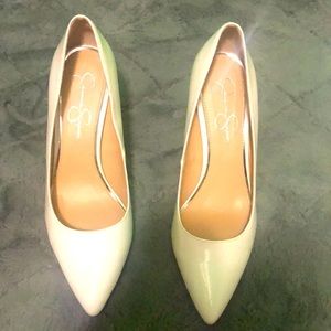 Jessica Simpson white pumps size 9 1/2
